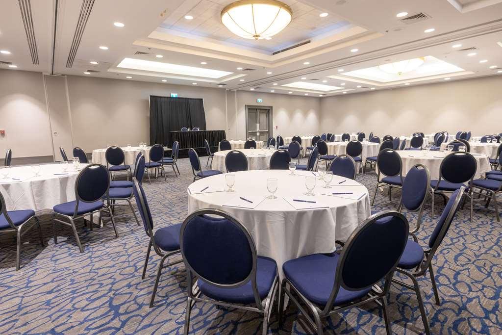 Doubletree By Hilton Calgary North Hotel Facilities photo