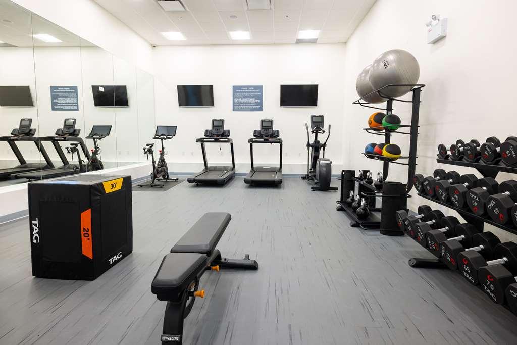 Doubletree By Hilton Calgary North Hotel Facilities photo